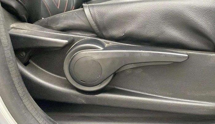 2019 Tata Tiago XZA PETROL, Petrol, Automatic, 43,483 km, Driver Side Adjustment Panel