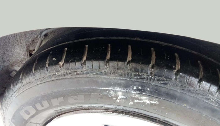 2012 Hyundai i10 SPORTZ 1.2, Petrol, Manual, 73,289 km, Left Rear Tyre Tread