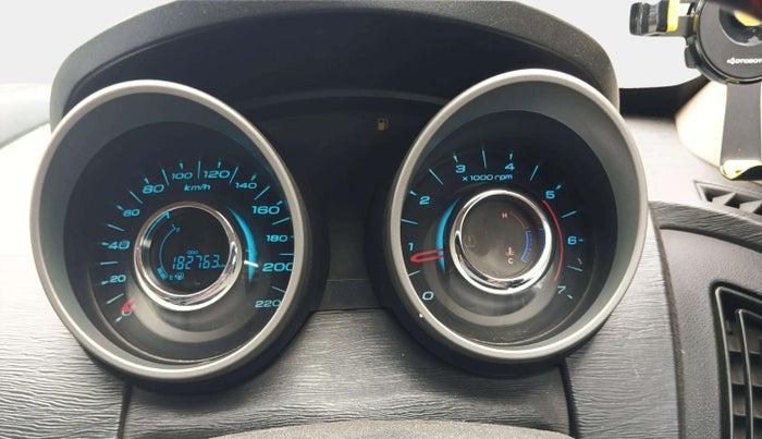 2015 Mahindra XUV500 W10, Diesel, Manual, 1,70,000 km, Odometer Image
