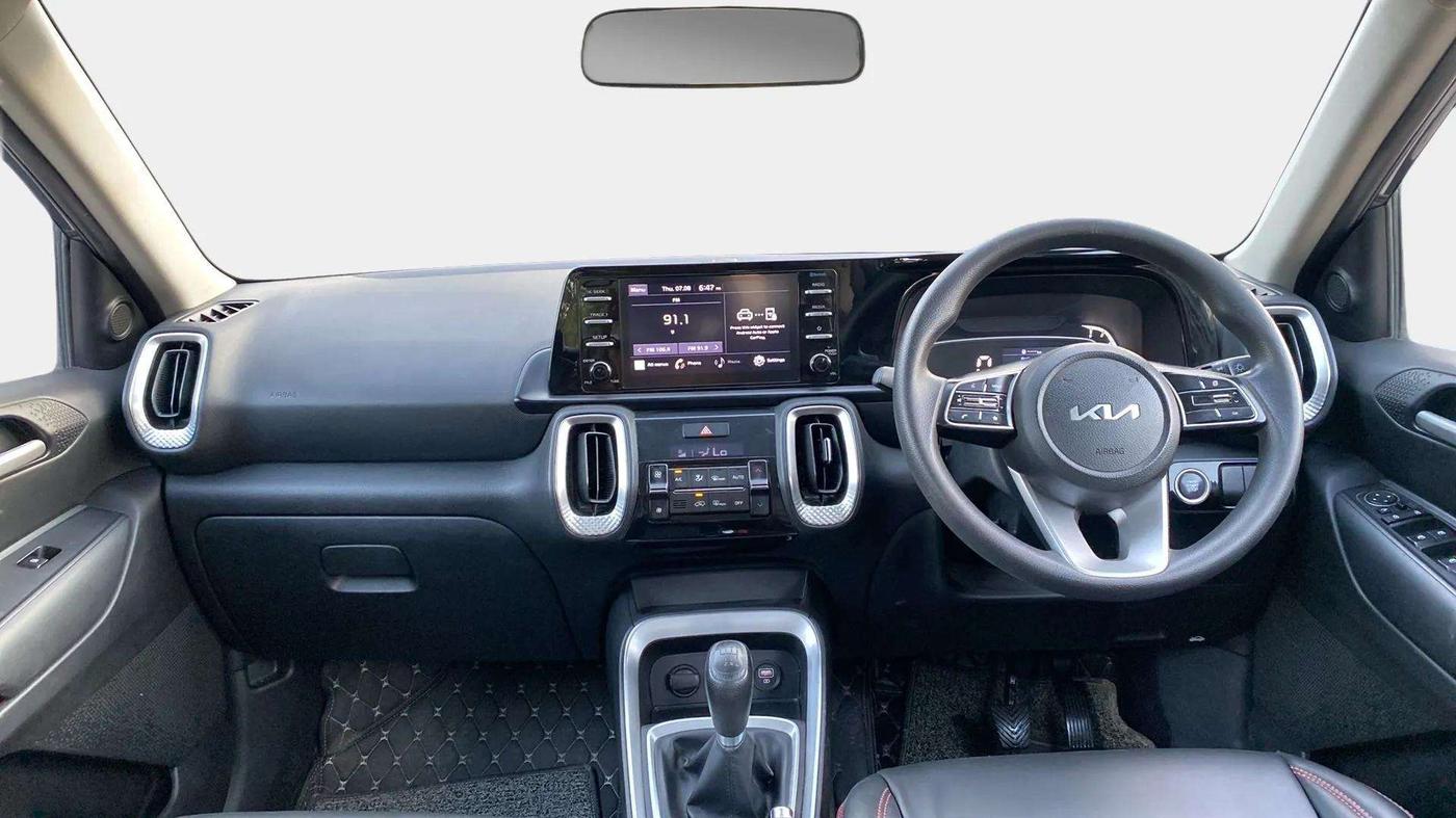 2021 KIA SONET HTK PLUS 1.0 IMT, Petrol, Manual, 1,07,370 km, Dashboard