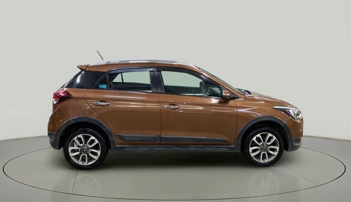 2016 Hyundai i20 Active 1.2 SX, Petrol, Manual, 31,951 km, Right Side View