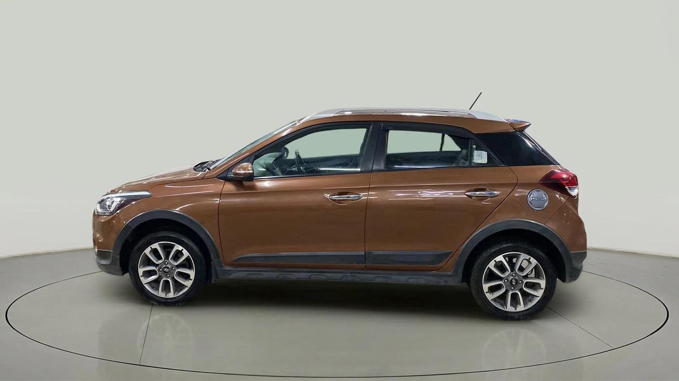 2016 Hyundai i20 Active 1.2 SX, Petrol, Manual, 31,951 km, Left Side
