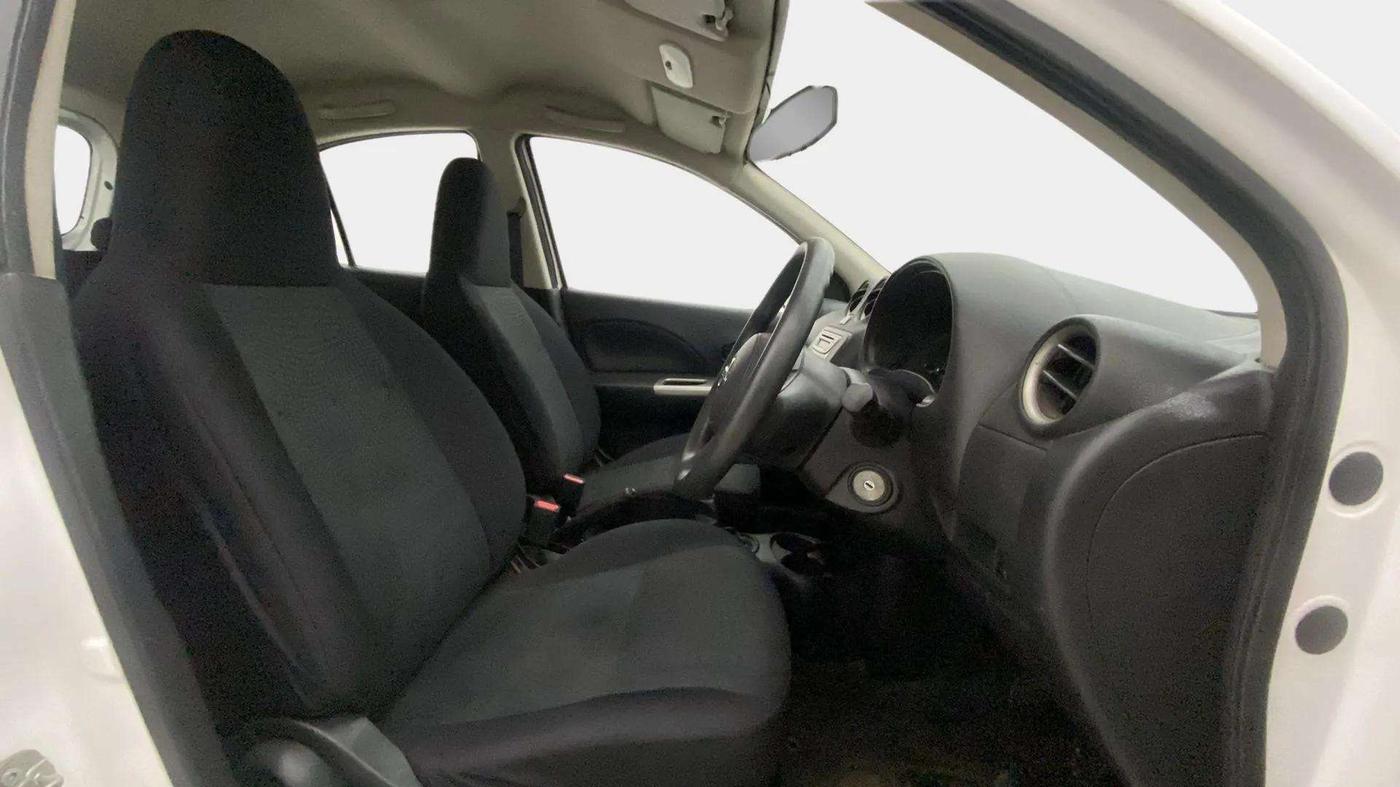 2016 Nissan Micra Active XV, Petrol, Manual, 30,362 km, Right Side Front Door Cabin