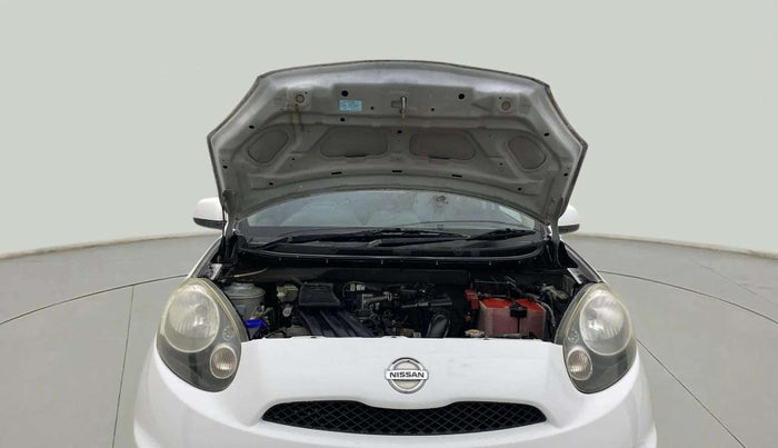 2016 Nissan Micra Active XV, Petrol, Manual, 30,362 km, Open Bonet