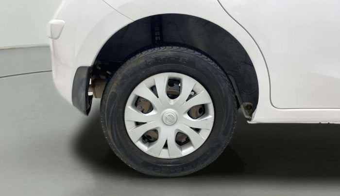 2016 Nissan Micra Active XV, Petrol, Manual, 30,362 km, Right Rear Wheel