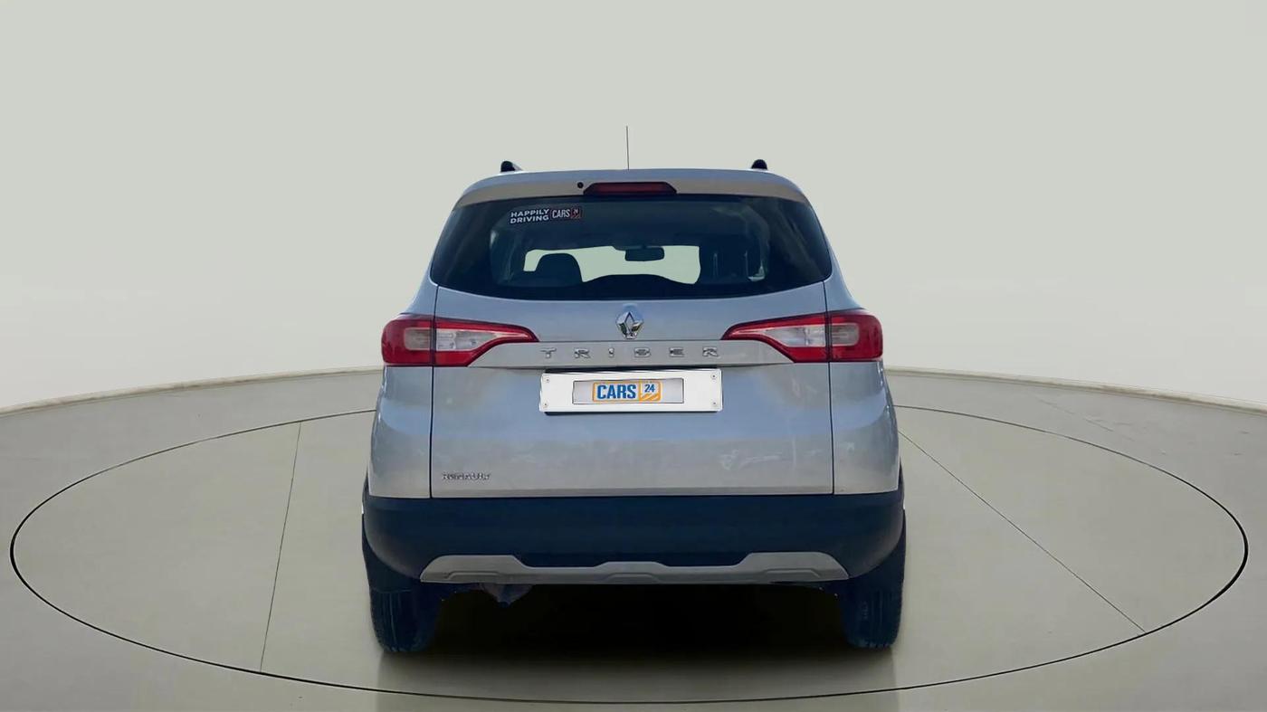 2022 Renault TRIBER RXT, Petrol, Manual, 49,180 km, Back/Rear