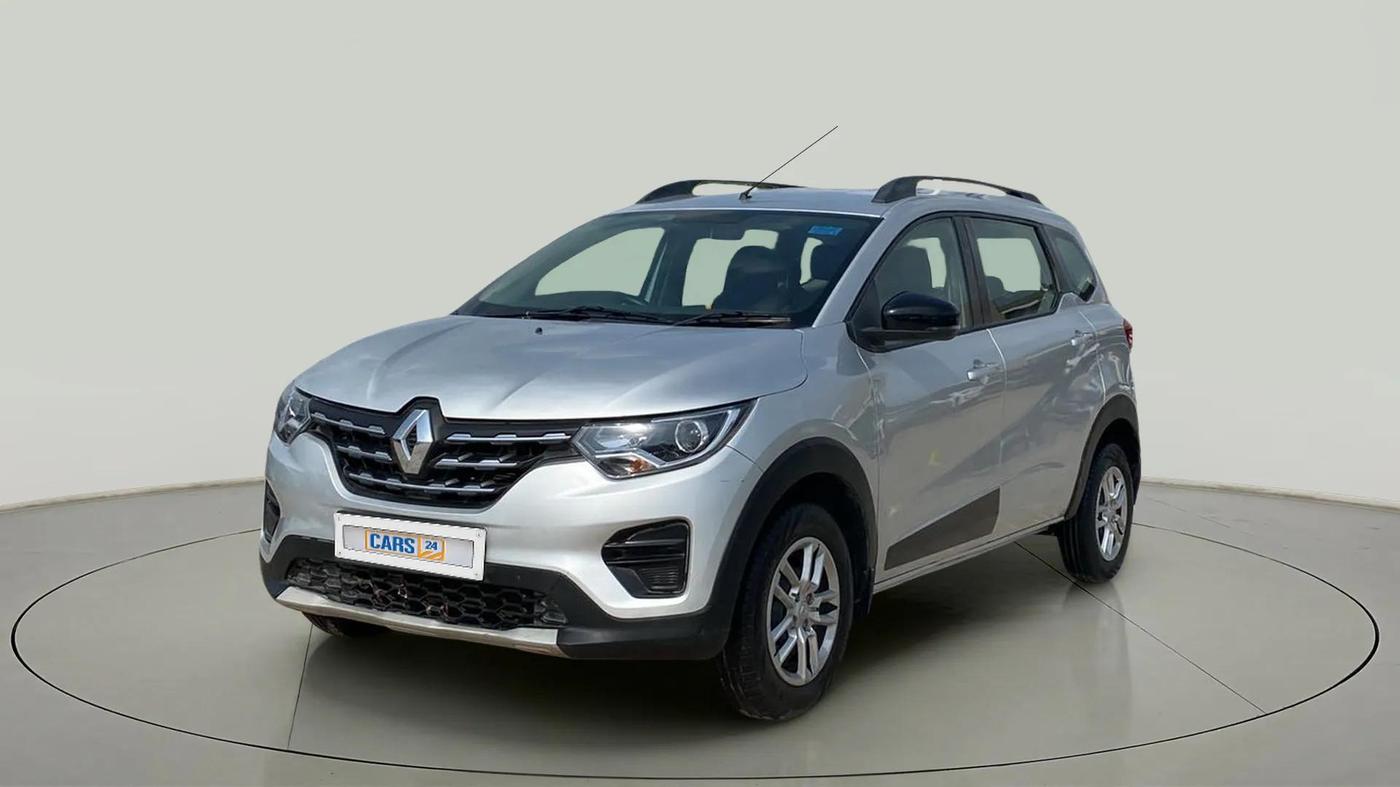 2022 Renault TRIBER RXT, Petrol, Manual, 49,180 km, Left Front Diagonal