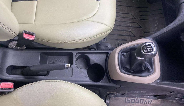 2015 Hyundai Grand i10 ASTA (O) 1.2 KAPPA VTVT, Petrol, Manual, 30,486 km, Gear Lever