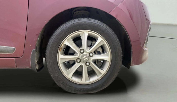 2015 Hyundai Grand i10 ASTA (O) 1.2 KAPPA VTVT, Petrol, Manual, 30,486 km, Right Front Wheel