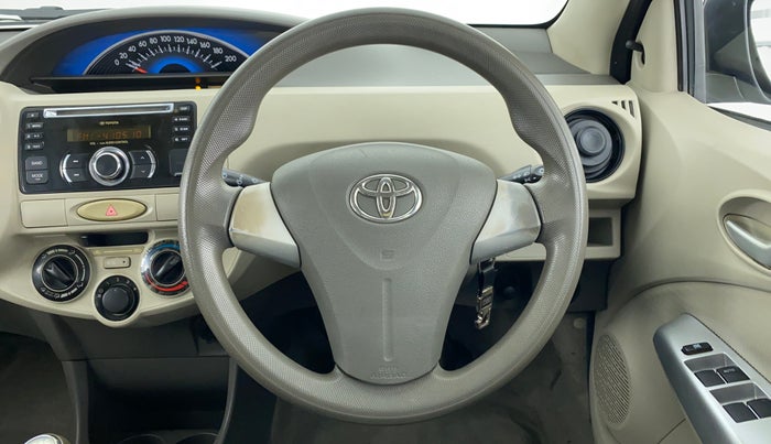 2013 Toyota Etios Liva G SP, Petrol, Manual, 36,608 km, Steering Wheel Close Up
