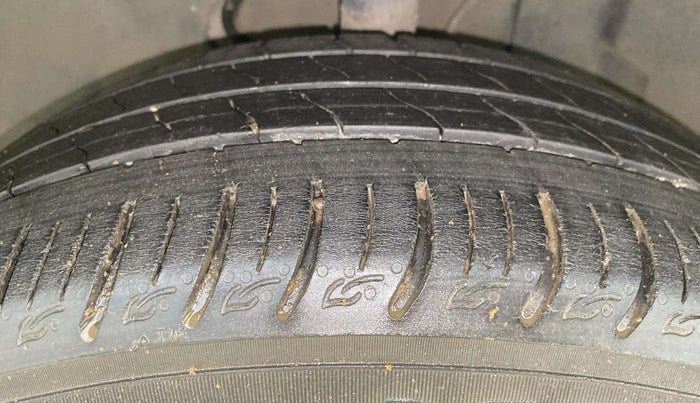 2021 Tata ALTROZ XT PETROL, Petrol, Manual, 48,401 km, Left Front Tyre Tread