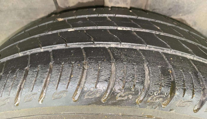 2021 Tata ALTROZ XT PETROL, Petrol, Manual, 48,401 km, Left Rear Tyre Tread