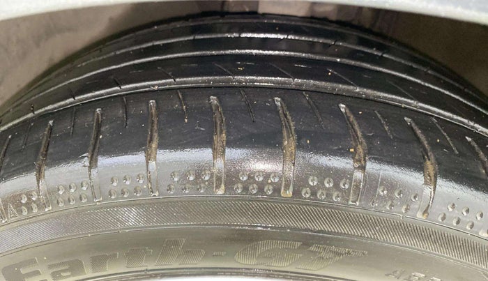 2021 Skoda Rapid STYLE AT TSI, Petrol, Automatic, 27,336 km, Left Front Tyre Tread