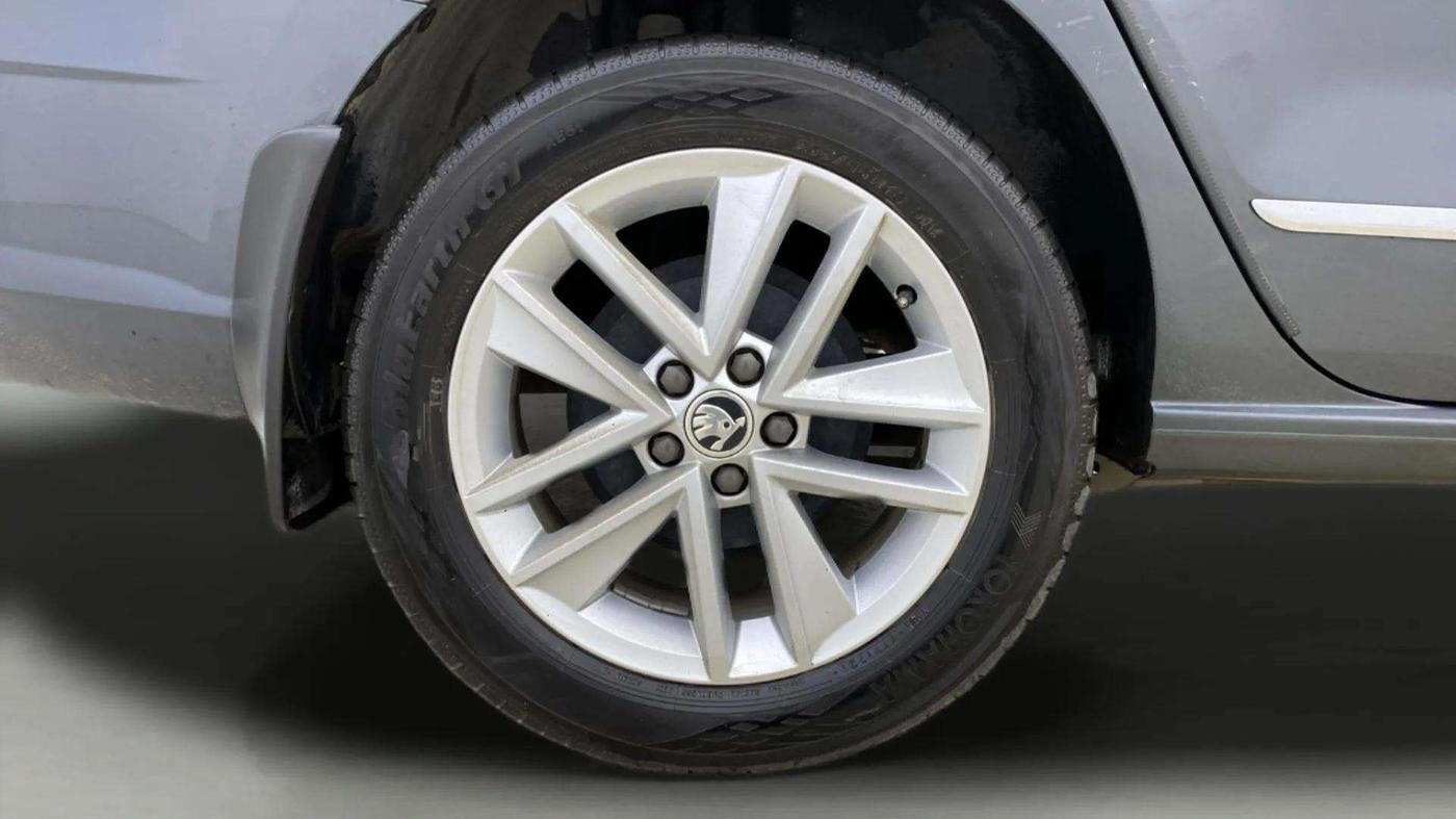 2021 Skoda Rapid STYLE AT TSI, Petrol, Automatic, 27,336 km, Right Rear Wheel