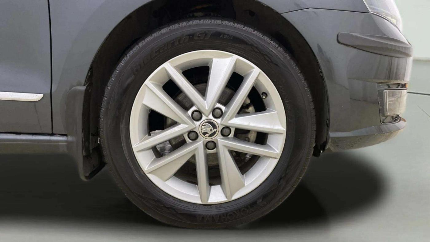 2021 Skoda Rapid STYLE AT TSI, Petrol, Automatic, 27,336 km, Right Front Wheel