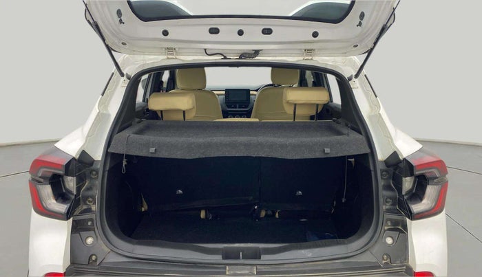 2023 Renault Kiger RXT (O) AMT, Petrol, Automatic, 7,273 km, Boot Open Zoomed View