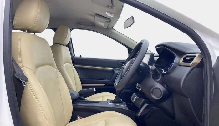 2023 Renault Kiger RXT (O) AMT, Petrol, Automatic, 7,273 km, Right Side Front Door Cabin