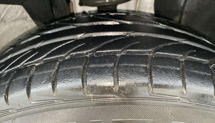 2023 Renault Kiger RXT (O) AMT, Petrol, Automatic, 7,273 km, Right Front Tyre Tread