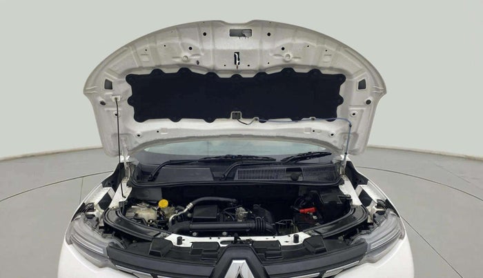 2023 Renault Kiger RXT (O) AMT, Petrol, Automatic, 7,273 km, Open Bonet