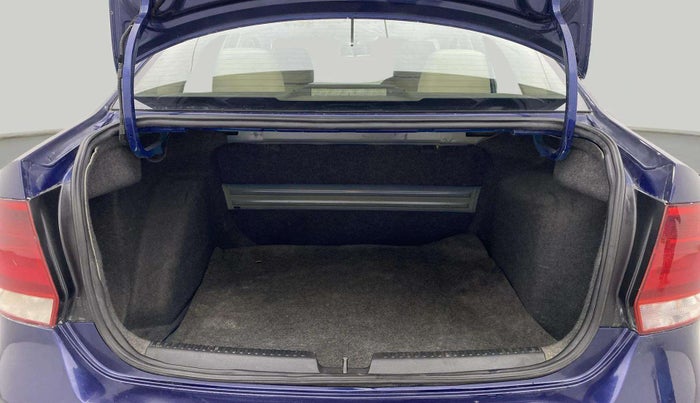 2014 Volkswagen Vento HIGHLINE DIESEL 1.6, Diesel, Manual, 1,20,303 km, Boot Open Zoomed View