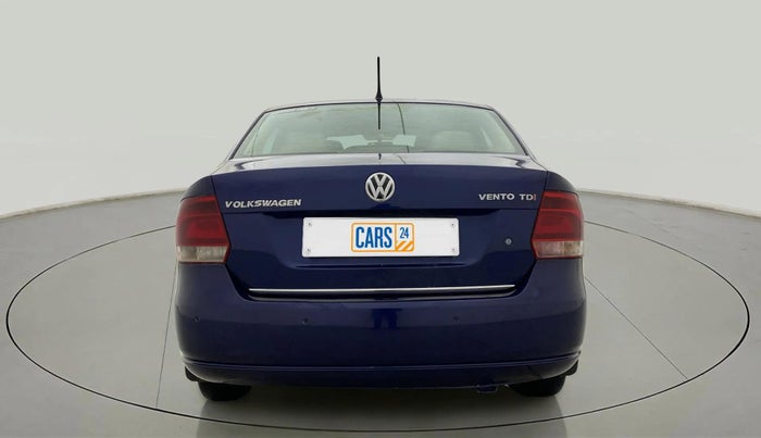 2014 Volkswagen Vento HIGHLINE DIESEL 1.6, Diesel, Manual, 1,20,303 km, Back/Rear