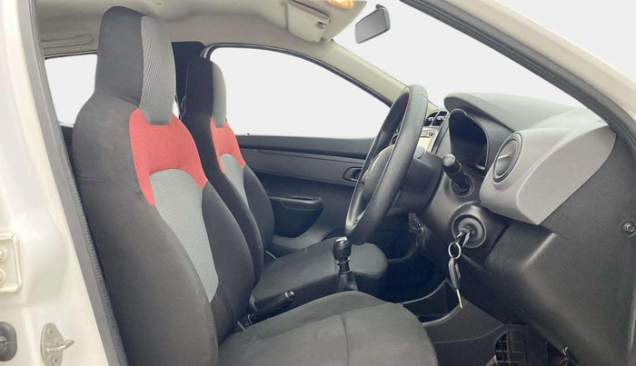 2017 Renault Kwid RXT 0.8, Petrol, Manual, 38,527 km, Right Side Front Door Cabin