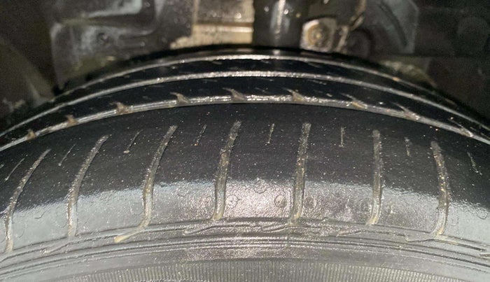 2019 Ford FREESTYLE TITANIUM PLUS 1.2 PETROL, Petrol, Manual, 35,655 km, Left Front Tyre Tread