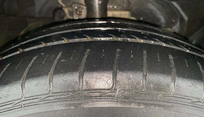 2019 Ford FREESTYLE TITANIUM PLUS 1.2 PETROL, Petrol, Manual, 35,655 km, Right Front Tyre Tread