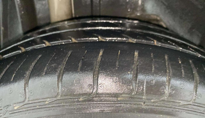 2019 Ford FREESTYLE TITANIUM PLUS 1.2 PETROL, Petrol, Manual, 35,655 km, Right Rear Tyre Tread