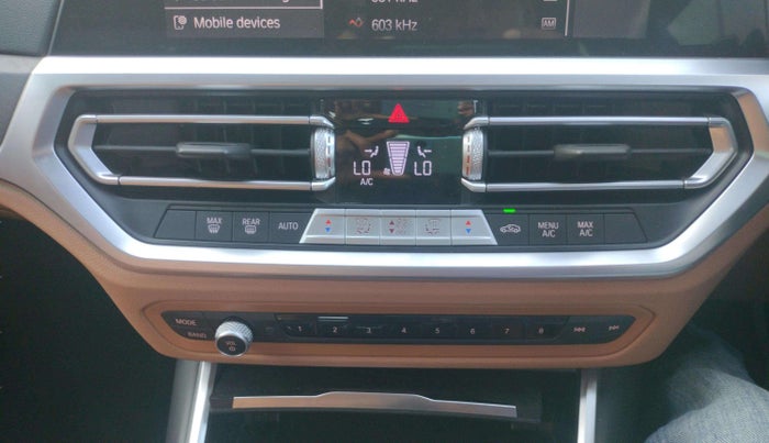 2022 BMW 3 Series 320D LUXURY EDITION, Diesel, Automatic, 20,334 km, Automatic Climate Control