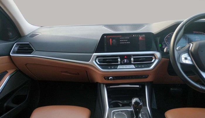 2022 BMW 3 Series 320D LUXURY EDITION, Diesel, Automatic, 20,334 km, Air Conditioner