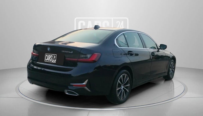 2022 BMW 3 Series 320D LUXURY EDITION, Diesel, Automatic, 20,334 km, Right Back Diagonal