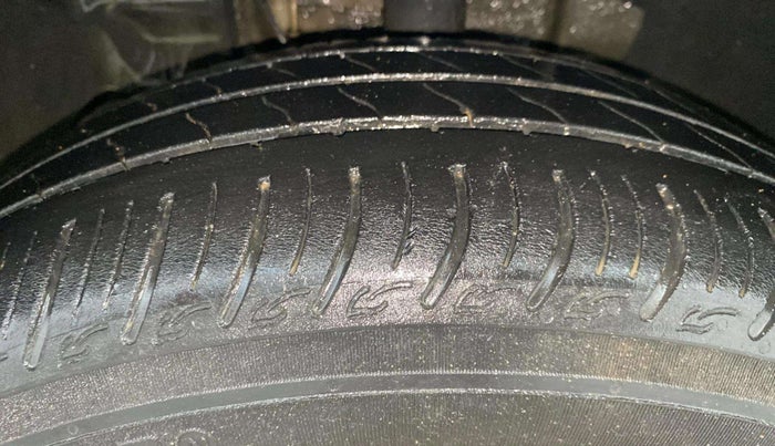 2022 Tata Tiago XT PETROL, Petrol, Manual, 66,483 km, Left Front Tyre Tread