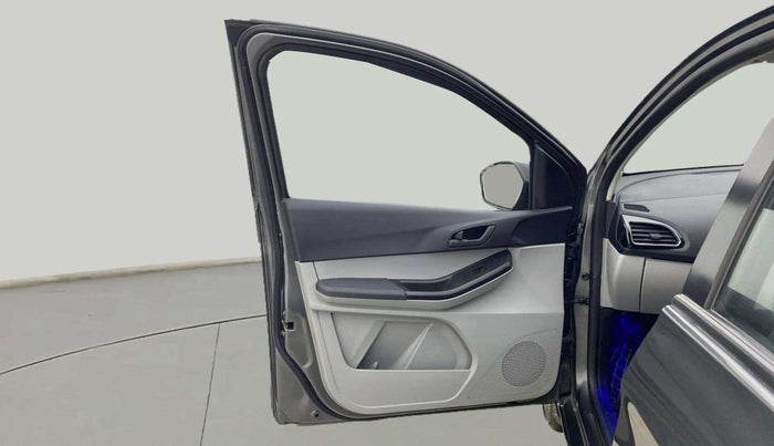 2022 Tata Tiago XT PETROL, Petrol, Manual, 66,483 km, LHS Front Door