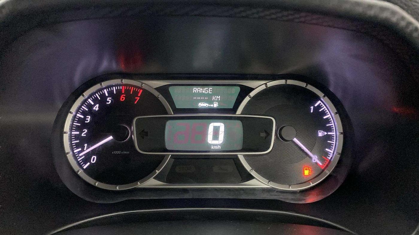 2019 Nissan Kicks XV 1.5, Petrol, Manual, 33,077 km, Odometer Image