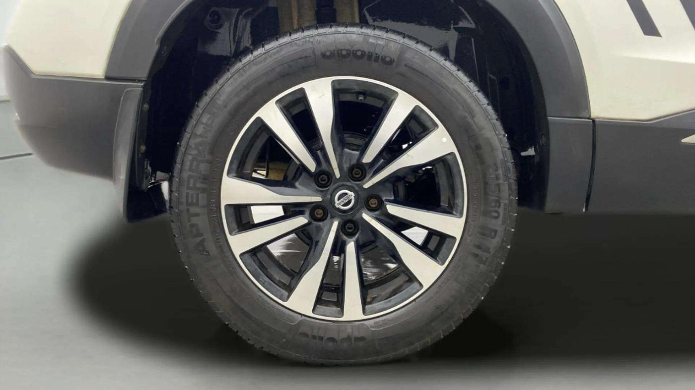 2019 Nissan Kicks XV 1.5, Petrol, Manual, 33,077 km, Right Rear Wheel