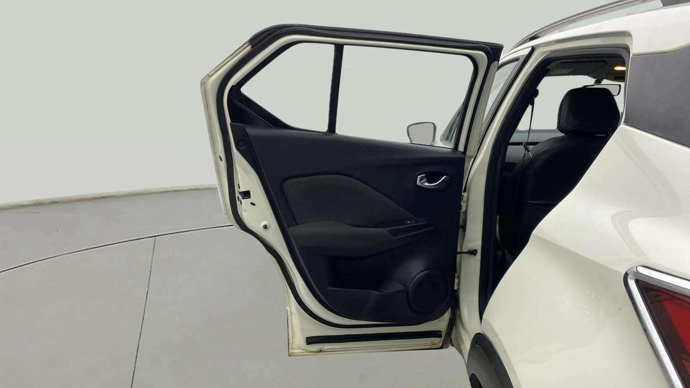 2019 Nissan Kicks XV 1.5, Petrol, Manual, 33,077 km, LHS Rear Door