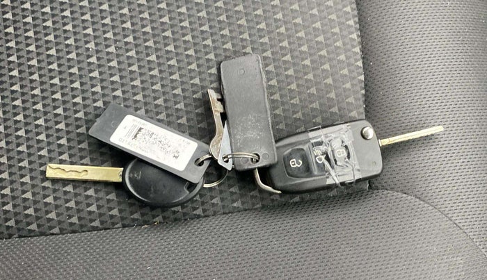 2019 Tata Tiago XZA PETROL, Petrol, Automatic, 14,768 km, Key Close Up