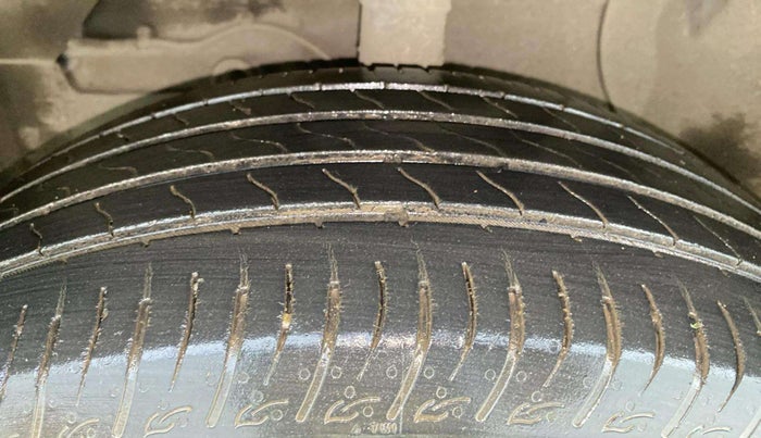 2023 Maruti BREZZA ZXI S-CNG, CNG, Manual, 26,647 km, Left Front Tyre Tread