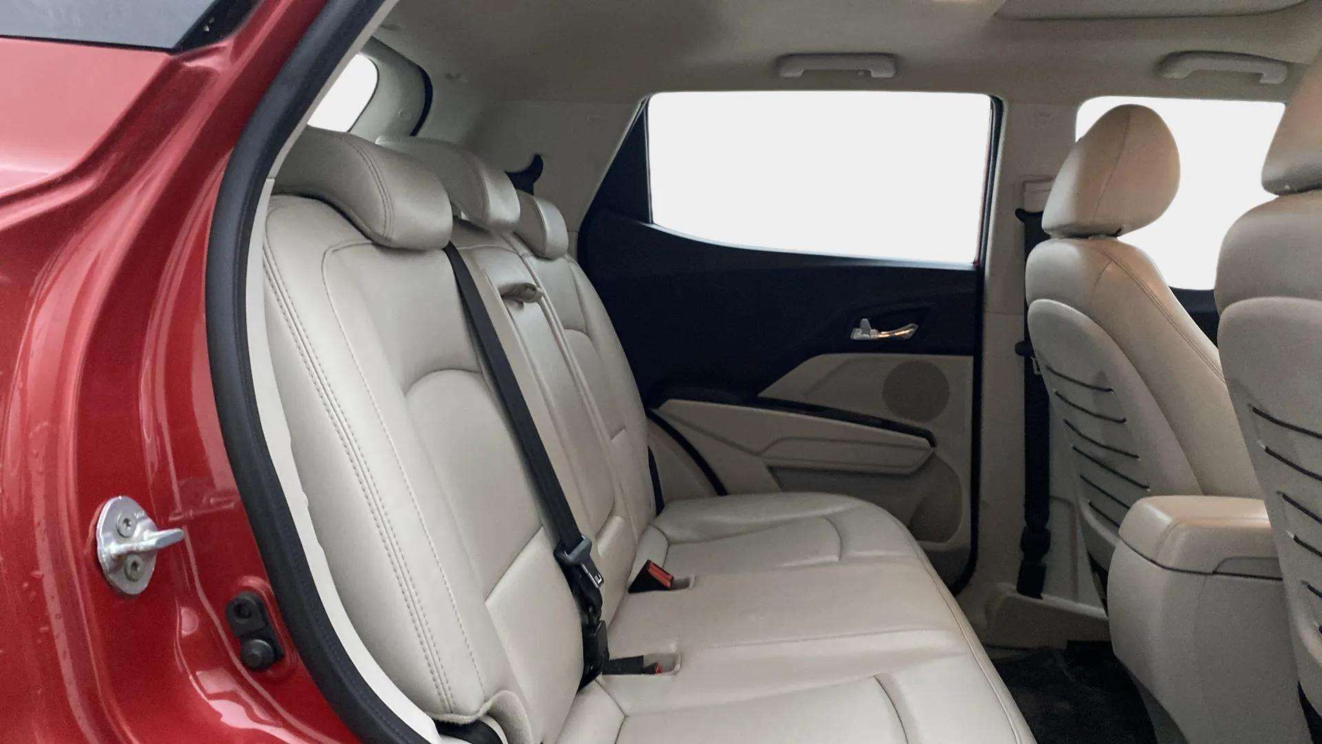 Rear-Cabin-View