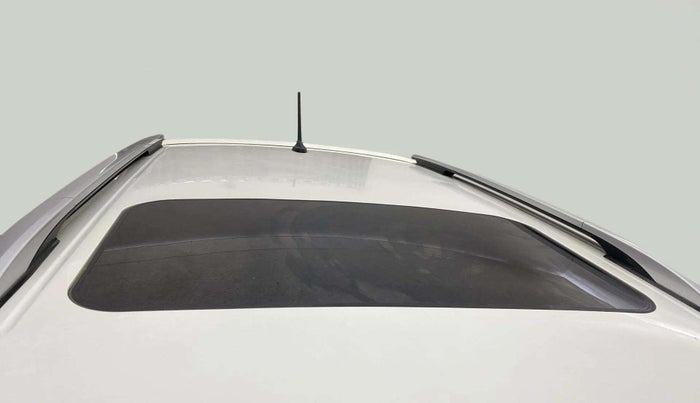 2020 Mahindra XUV300 W8(O) 1.2 PETROL DUAL TONE, Petrol, Manual, 66,817 km, Moonroof/ Sunroof