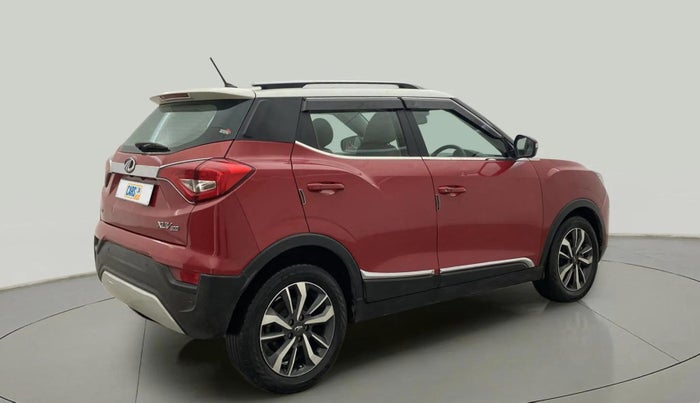 2020 Mahindra XUV300 W8(O) 1.2 PETROL DUAL TONE, Petrol, Manual, 66,817 km, Right Back Diagonal