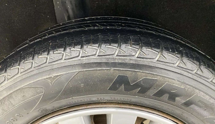 2017 Maruti Baleno DELTA DIESEL 1.3, Diesel, Manual, 59,479 km, Right Rear Tyre Tread