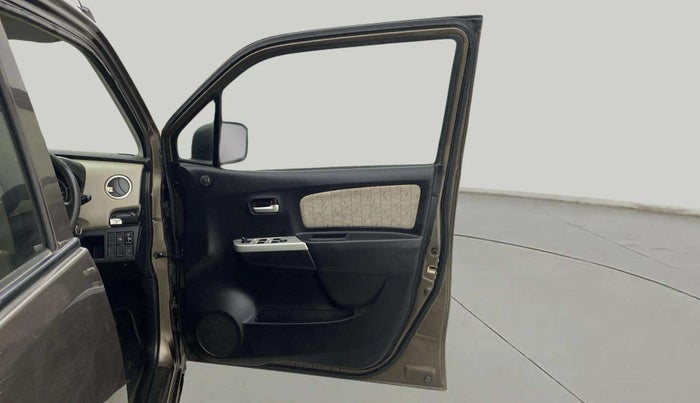 2016 Maruti Wagon R 1.0 VXI AMT, Petrol, Automatic, 61,247 km, RHS Front Door