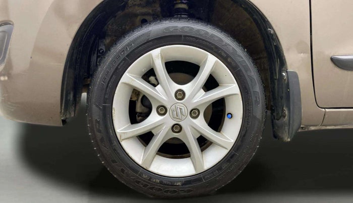 2016 Maruti Wagon R 1.0 VXI AMT, Petrol, Automatic, 61,247 km, Left Front Wheel