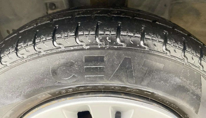 2017 Datsun Redi Go T (O), Petrol, Manual, 45,514 km, Left Front Tyre Tread