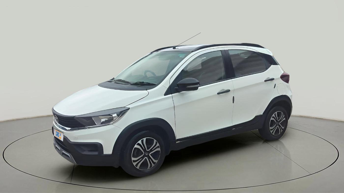 2022 Tata TIAGO NRG XT MT, Petrol, Manual, 9,756 km, Left Front Diagonal