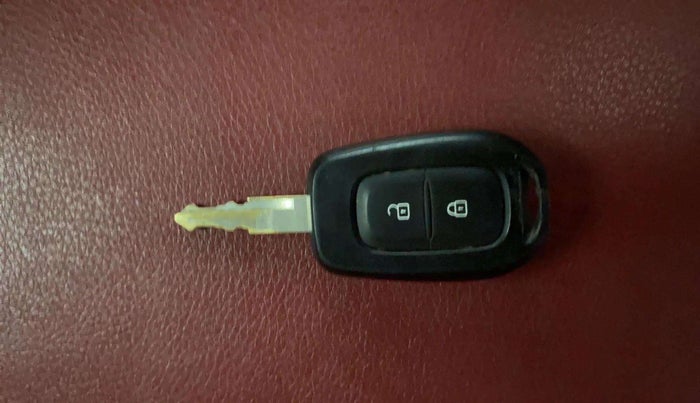 2019 Renault Kwid RXL, Petrol, Manual, 31,924 km, Key Close Up