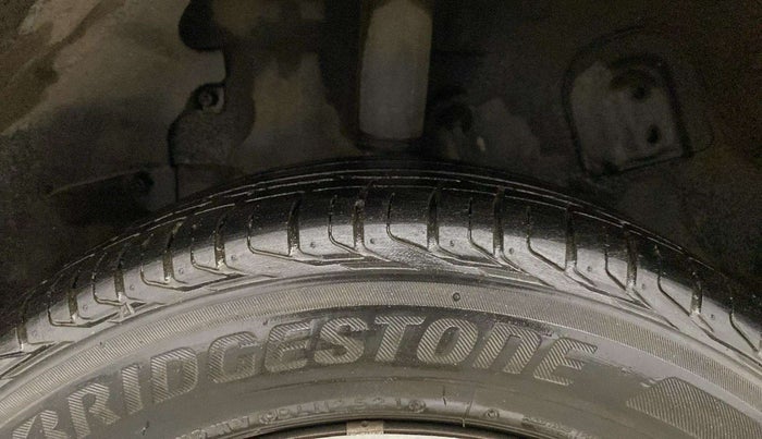 2021 Tata NEXON XM SUNROOF PETROL, Petrol, Manual, 59,727 km, Right Rear Tyre Tread