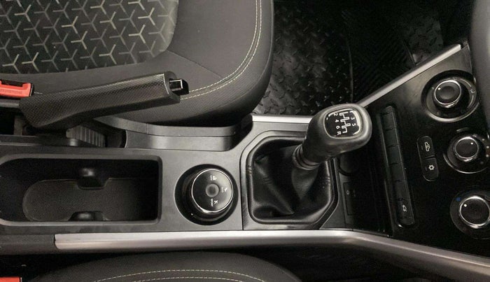 2021 Tata NEXON XM SUNROOF PETROL, Petrol, Manual, 59,727 km, Gear Lever